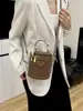 Bolso Pequeño Redondo de Barril Color Block Retro Transfronterizo Nuevo Bolso de Mano con Pañuelo de Seda para Mujer Bolso Pequeño de Cubo Exquisito para Hombro Cruzado