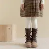 Zapatos y calcetines para niñas, con diseño de lazo y volantes, engrosados para abrigar en otoño e invierno, con estampado de rosas retro, adecuados para niños y bebés