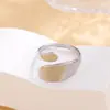 Moda Europeia e Americana Anel Exagerado de Aço Inoxidável para Mulheres Ouro 18K Simples Estilo Ins Anel de Design de Ponta Joias Atacado