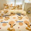 Categoría a Leche de Grado Materno e Infantil Terciopelo de Leche Juego de Cuatro Piezas Cálido Versión Grande Capichu Dibujos Animados Estampado Digital Ropa de Cama Engrosada