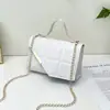 2025 Nuevo Bolso de Hombro Bolso de Mano Moda Bordado Sarga Acolchada Comercio Exterior Bolso Cruzado Texturizado para Viajes Bolso Cuadrado Ligero