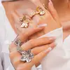 Anillo Abierto de Metal Estilo Europeo y Americano Transfronterizo Flor Anillo de Dedo Índice de Lujo Ligero Joyería de Temperamento Único Exagerado de Moda