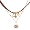 Colar com Pingente Dourado Maillard Estilo Spice Girls em Corda de Couro para Mulheres Vintage Atmosfera Pura de Primavera e Verão Design de Nicho Corrente para Clavícula