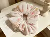 Elegante Cola de Caballo Dulce Estilo Coreano Goma para el Pelo Cuerda Floral de Gasa Scrunchie Tienda de Accesorios Fuente de Suministro Fábrica