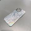 Hilo de Pluma Plateada Temperamental es Adecuado para Funda de Teléfono Móvil Iphone16Promax. Funda Protectora de Alta Gama a Cuadros para Apple 15