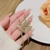 Pendientes de perla modernos y dulces, de lujo ligero con un toque de alta gama, pendientes de botón simples y exquisitos con pasadores de plata 925, pendientes de moda y con estilo para mujer