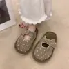 Chinelos internos de sola grossa para mulheres, quentes, fofos, bico fechado, de calçar, estilo inverno 2026, chinelos de algodão com forro de fleece, para casa