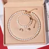 Colar de Pérolas Naturais de Concha do Mar Profundo Conjunto de Joias Feminino de Três Peças Corrente da Clavícula Joia Presente de Dia das Mães