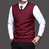 Colete de lã com decote V, malha de outono, cor sólida, camisa base casual para homens de meia-idade, top sem mangas para homens