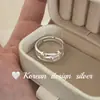 Diseño Minimalista Estilo Coreano Estilo Ins Anillo de Tres Capas de Línea Irregular en Plata de Ley S925 con un Tacto Versátil y de Alta Gama