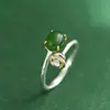 Rey Ciervo Dorado S925 Plata de Ley Flor de Rosa Dorada Incrustada Jade Hetian Esmeralda Anillo Abierto Ajustable Dedo Índice Estilo ins Anillo de Mujer de Lujo Ligero