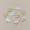 Accesorios Hanfu DIY horquilla de aleación antigua etiqueta borla porosa de tres hojas pieza de conexión colgante pequeño 0236