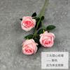Três Rosas Doce de Seda Flor Artificial de Plástico Flor Falsa Única Flor Decorativa de Sala de Estar Flor Seca Decoração de Mesa de Jantar Arte Floral para Casamento