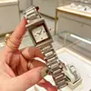 Nueva Moda Más Vendida Estilo Vintage Moda para el Hogar Reloj de Pulsera de Cuarzo para Mujer Reloj con Correa de Acero Venta al por Mayor Reloj de Pulsera con Superficie de Espejo Cuadrado Venta al por Mayor