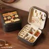 Caja de Almacenamiento para Pendientes, Collares y Anillos de Viaje, Organizador de Escritorio, Caja de Almacenamiento de Joyería Portátil para el Hogar