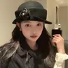 Chapéu de Lã para Mulheres no Outono e Inverno, Elegante Estilo Francês Hepburn Chapéu de Filha Rica, Chapéu de Rosa Enrolada de Alta Qualidade