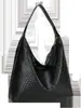 Nova Bolsa Casual Simples Retrô de Rombos para Axila Moda Feminina para o Trabalho de Ombro Único com Franjas Transversal Bolsa de Mão de Alta Qualidade