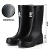 2026 Novo Modelo Botas de Chuva Femininas de Cano Médio, Sapatos de Água Antiderrapantes para Exterior, Botas de Borracha de Trabalho Fashion com Solado Grosso e Forro de Lã, Quentes