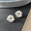 Brincos de Pérola Girassol Flash Galvanoplastia de Ouro Real Luxo Leve Moda de Ponta Versátil Acessórios de Orelha Explosivos de Nicho para Mulheres