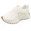 Zapatos nuevos estilo coreano transfronterizos para papá para mujer, primavera y otoño, para estudiantes, para correr, deportivos, de suela gruesa, de cuero, de moda, casuales para mujer