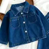 Conjunto Jeans Macio Infantil Primavera e Outono Meninos e Meninas Jaqueta Estilosa com Gola Reversível e Calça Conjunto de Duas Peças Estilo Coreano Casual Roupa de Outono