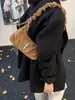 Bolsa Feminina de Ombro Único/Axila Design de Nicho Francês Popular Transfronteiriça 2025 Nova Bolsa Meia-Lua Plissada Bolsa de Textura para o Dia a Dia