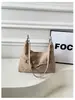 Bolsa Tote Texturizada de Cuero Retro de Comercio Exterior con Hebilla, 2026, para Viajes Diarios, Simple, Color Sólido, Cruzada, de Hombro, Debajo del Brazo, para Mujer