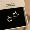Pendientes de Estrella de Cinco Puntas con Diseño Hueco Elegante para Mujer, Estilo Hot Girl Milenial, Pendientes de Estrella de Nicho con Estructura Frontal y Trasera