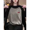 Camiseta de manga larga de algodón puro, corte regular, para mujer, una capa base versátil para el otoño de 2026, con un diseño de manga raglán, a la moda y casual estilo coreano, adecuada para usar como capa exterior