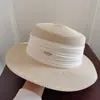 Sombrero de Paja Insignia Metálica Sombrero de Paja Fruncido Nuevo Estilo Verano 2025 Sombrero Cubo Sombrero de Sol de Ala Ancha Retro Protección Solar Moda