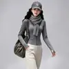 Set de Yoga de Alta Gama: Conjunto de Top de Manga Larga con Cremallera y Cuello Alto, Pantalones de Fitness de Tiro Alto Color Durazno para Glúteos, Ropa Exterior Adelgazante