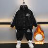 Conjunto de Chándal de Forro Polar de Moda para Niños Otoño e Invierno 25 Nueva Ropa de Invierno Elegante Estilo Calle para Bebés