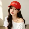 Gorra de Béisbol Nueva de Color Sólido con Parte Superior Suave y Bordado de Letras, Visera Ancha, Adelgazante del Rostro, Versátil, Sombrero de Sol de Moda Casual