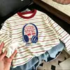 Camiseta de Manga Larga a Rayas de Algodón Puro, Nueva Moda Primavera y Otoño para Niños, Estilosa y de Corte Holgado, Camiseta Básica Versátil para Niños Mayores