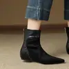 Novas Botas de Inverno/Outono 2026 com Salto Interno, Bico Fino, Elásticas, Afinando, Elegantes, Modernas, Retrô, com Forro de Veludo para Mulheres