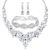 Joyería Nueva Creativa Europea y Americana Incrustada de Diamantes Lujosa de Gama Alta Collar Pendientes Collar de Lujo Ligero Juego de Tres Piezas Venta al por Mayor