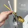 Lanterneiro de Colher Exquisito Colher de Alto Valor de Cor Colher Doméstica Colher de Sopa Colher de Alimentação Colher de Alimentação para Estudantes Colher de Celebridade da Internet Colher Estilo Coreano Colher Longa