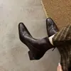 Botas curtas de couro legítimo estilo britânico para afinar as pernas para mulheres, tamanho grande, bico quadrado, salto grosso, preto, zíper traseiro, superfície macia, botas Martin