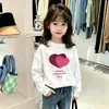 2026 Nueva Camiseta de Manga Larga Estilo Coreano para Niñas, Estampado de Dibujos Animados Lindo, Ropa Interior, Estilo Primavera y Otoño, Top de Algodón Puro T