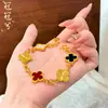 Pulsera de Trébol de Cinco Hojas Colorido Vintage de Resina Chapada en Oro de Alta Venta en Transmisión en Vivo para Mujer, Joyería de Acrílico de Lujo Ligero de Gama Alta