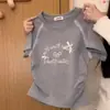 Camiseta Raglan Manga Curta Bordada com Laço de Renda Estilo Verão 2026 para Mulheres, Estilo Preppy Ajuste Slim Top Tendência