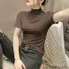 Camiseta Versátil de Manga Curta com Decote V para Mulheres 2025 Nova Popular Verão Top Justo com Estilo Ocidental Camisa de Base Interna e Externa