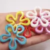 Macarrón de flor hueca de cinco pétalos color primavera de 44 mm, pendientes de flor hueca de cinco pétalos, llavero, accesorios de joyería hechos a mano