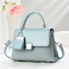 Bolso de Mujer 2025 Nuevo Versátil Moda Bolso de Mano Hombro Cruzado Gran Capacidad