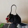 Bolso Cubo de Hombro y de Mano para Mujer de Nuevo Otoño e Invierno Transfronterizo Versátil Moda Gamuza Cruzado Bolso de Axila de Gama Alta