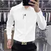Camisa de manga larga elástica de alta gama resistente a las arrugas, corte slim, con adornos de pedrería, suave como la seda, lujosa, business casual, seda de hielo, sin costuras, camisa para hombre