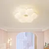 Seleção PremiumLuminária de Teto para Quarto com Design de Pétalas em Estilo Creme, Popular nas Redes Sociais, Aconchegante e Romântica para Uso Doméstico Infantil, Novo Modelo 2025 Luminária de Quarto
