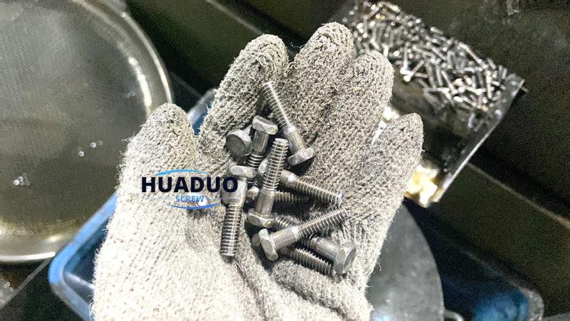 粗杆半牙六角螺丝