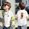 Camiseta infantil de algodão puro para o verão 2026, novo estilo, manga curta para meninos, top estiloso para bebê, camiseta fina casual