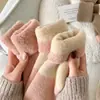 Calcetines Gruesos de Felpa Cálidos para Mujer para Otoño e Invierno, de Longitud Media hasta la Pantorrilla, Estilo Japonés, Rosas, Calcetines Dulces y Lindos para Niña